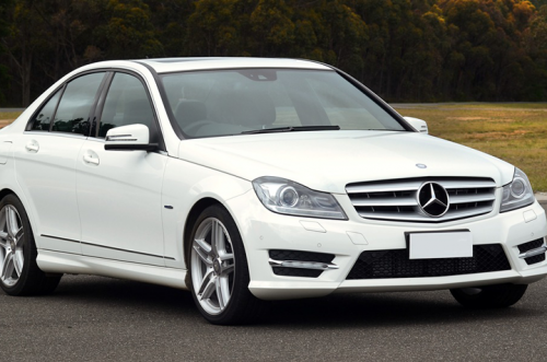 Cho thuê xe 4 chỗ Mercedec