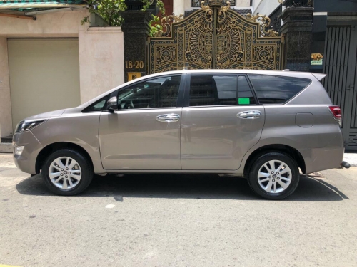 Cho thuê xe 7 chỗ Innova