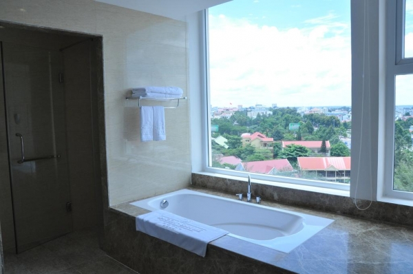 KHÁCH SẠN SÀI GÒN - BAN MÊ