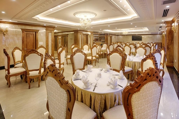 KHÁCH SẠN RIVERSIDE HOTEL QUẢNG BÌNH