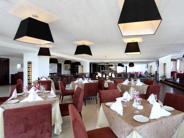 KHÁCH SẠN CENDELUXE HOTEL TUY HÒA
