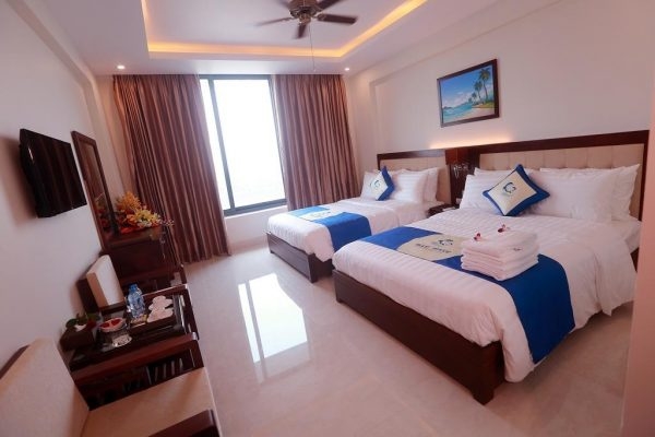 KHÁCH SẠN BLUE WAVE CỬA LÒ